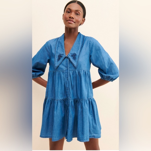 BB Dakota Dresses & Skirts - BB Dakota Blue Chambray My Way Mini Dress 100% Cotton Embroidered Collar Sz S